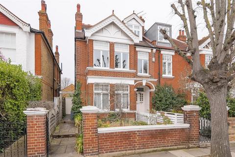 3 Westmoreland Road, London, SW13 9RZ