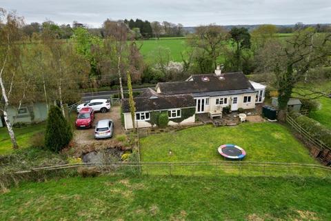 4 bedroom detached bungalow for sale, Kiln Lane, Cross Lanes, Wrexham