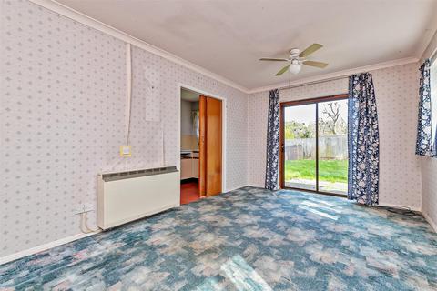 1 Hilltop View, Wheathampstead, St Albans, AL4 8AJ