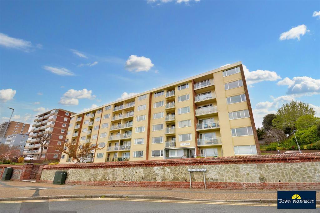 Upperton Road, Eastbourne 2 bed flat £215,000