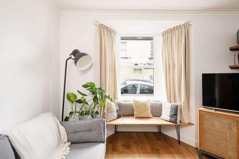 7 Gwilliam Street, Bristol, BS3 4LT