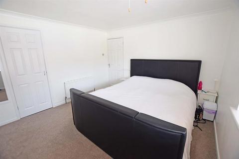 16 Barleycorn Drive, Gillingham, ME8 9NA