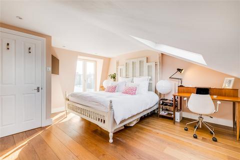 6 Rosaville Road, London, SW6 7BL