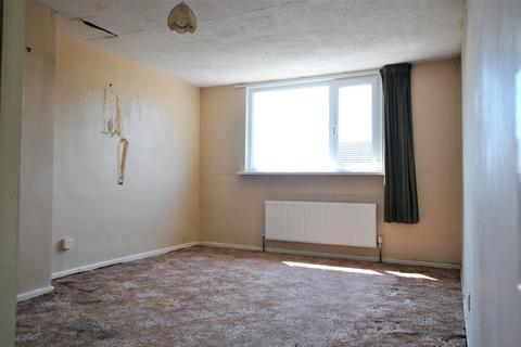 21 Townsend Road, Bristol, BS14 8TR