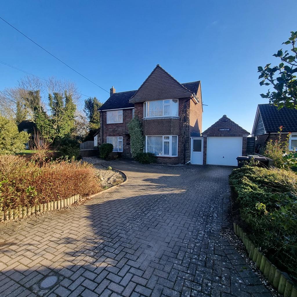 Bildeston Road, Little Finborough, Stowmarket, IP14 3 bed detached ...