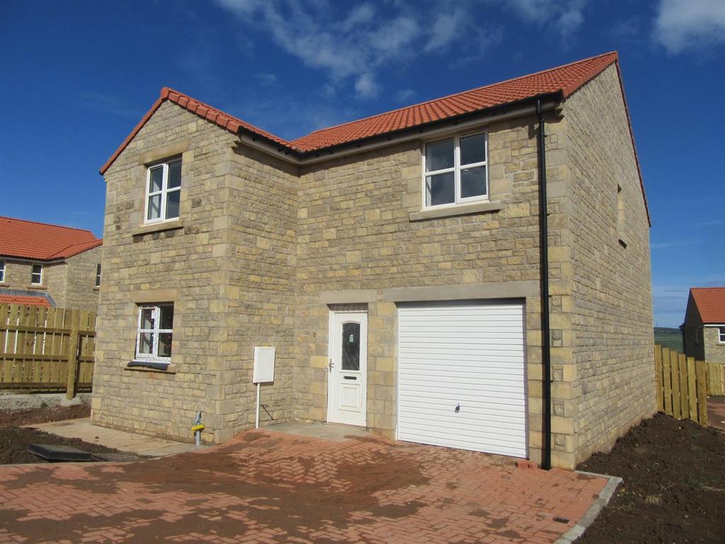 Copper Beech Court, Goldstone... 4 bed detached house £1,100 pcm (£