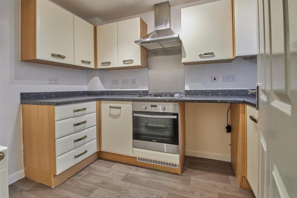 Olympic Way, Hinckley 2 bed house £850 pcm (£196 pw)