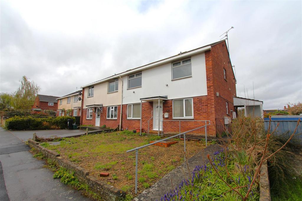 Minsmere Road, Keynsham, Bristol 2 bed flat for sale £200,000