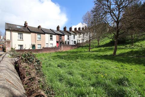 7 Napier Terrace, Exeter, EX4 3EZ
