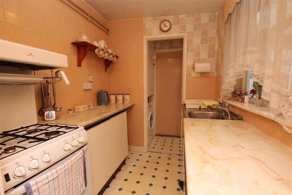Kitchen.JPG