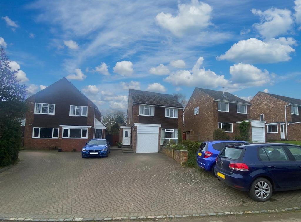 Brackley Road, Abthorpe, Towcester 4 bed detached house £450,000