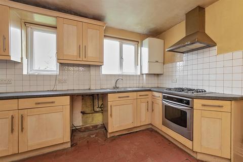 10 Hyde Lane, Bovingdon, Hemel Hempstead, HP3 0EG