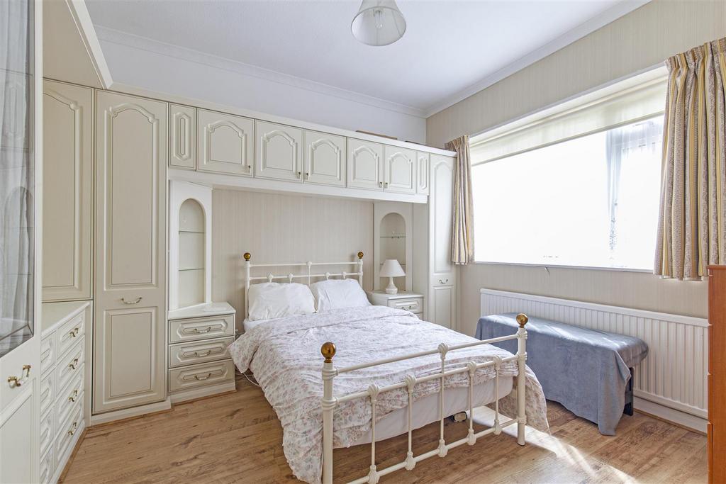 Bedroom 1-1.jpg