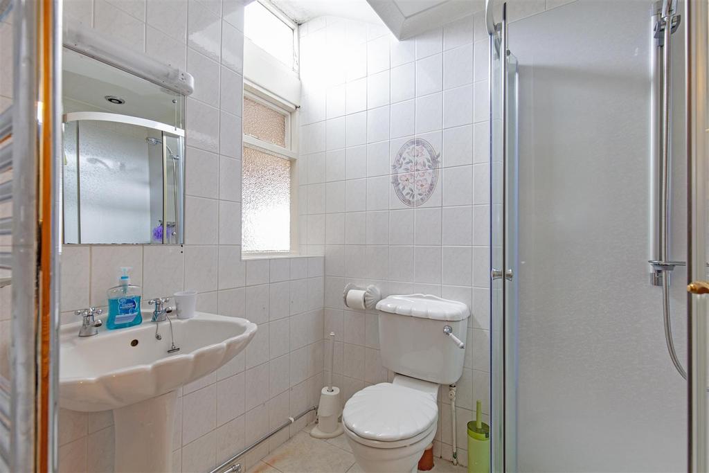 Shower Room-1.jpg