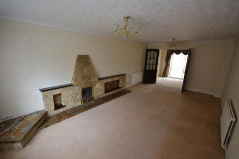 4 bedroom detached house to rent - Barnstaple Close, Leicester