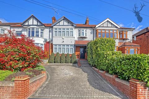 12 Mount View Road, London, E4 7EF