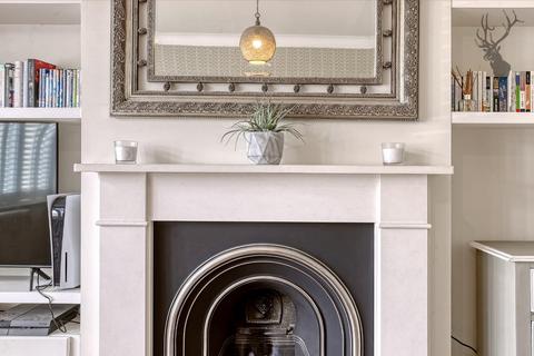 12 Mount View Road, London, E4 7EF