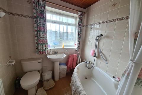98 Nightingale Road, Carshalton, SM5 2EN