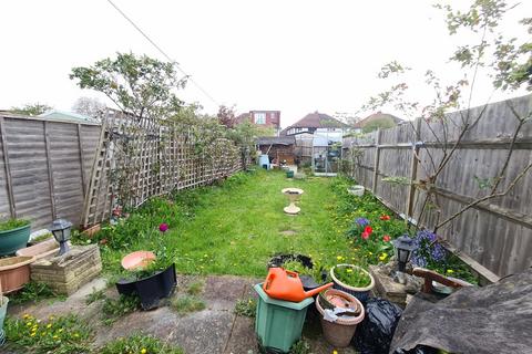 98 Nightingale Road, Carshalton, SM5 2EN
