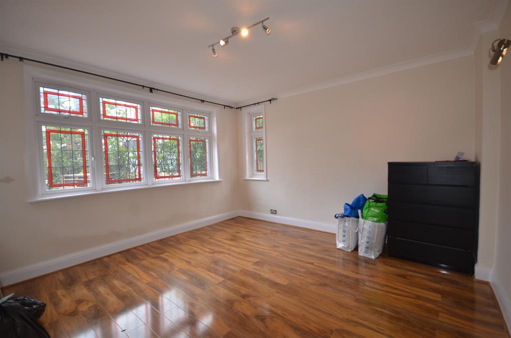 Princes Court, Wembley. Middlesex. HA9 7JJ 5 bed semidetached house
