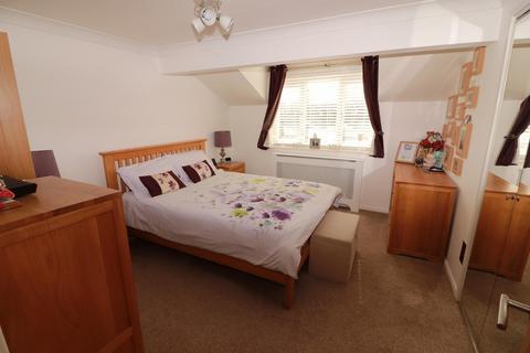 15 The Leaze, Yate, Bristol, BS37 5XJ