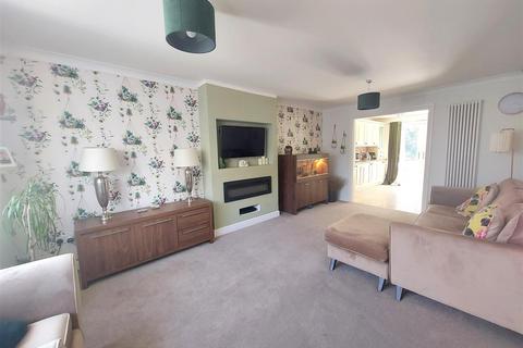 5 bedroom detached house for sale, Steatite Way, Stourport-On-Severn