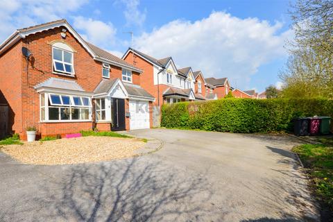 4 bedroom detached house for sale, Colliers Trek, Barlborough, Chesterfield, S43