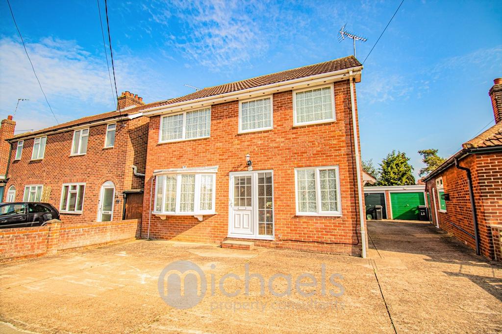 St Marys Road, Braintree, CM7 4 bed detached house £400,000