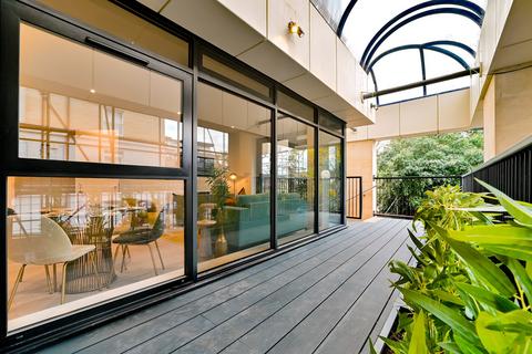 2 bedroom apartment for sale - Midsummer Boulevard, Milton Keynes, MK9