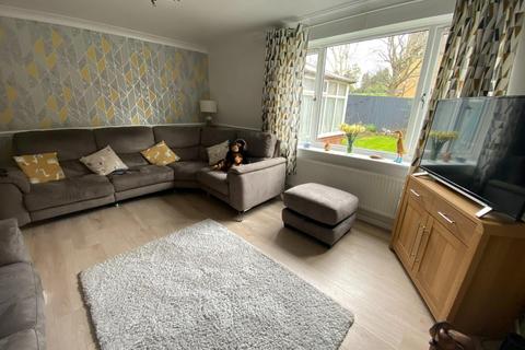 24 Cherry Blossom Close, Northampton, NN3 9DN