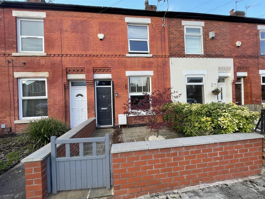 Belmont Street, Monton, Manchester 2 bed terraced house £275,000