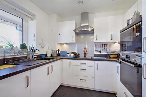 2 bedroom apartment for sale, Miami House, Princes Road, Chelmsford, Essex, CM2 9GE