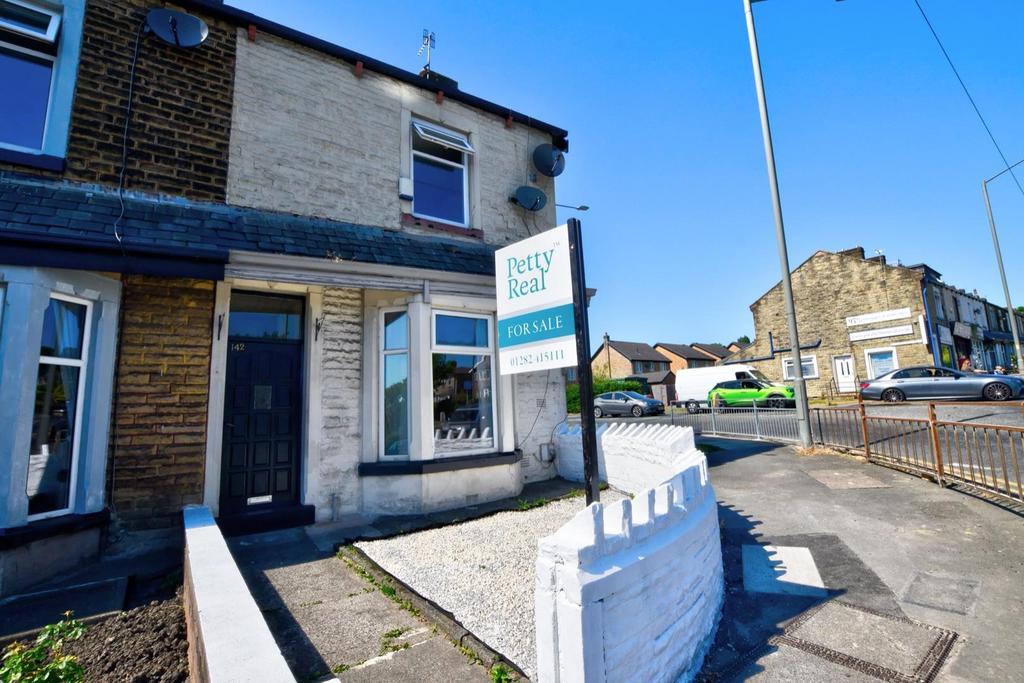 Briercliffe Road, Burnley 3 bed terraced house for sale £115,000