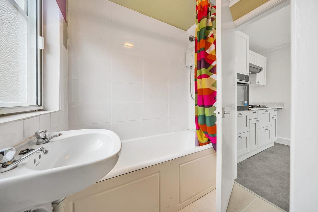 Bathroom with shower over.jpg