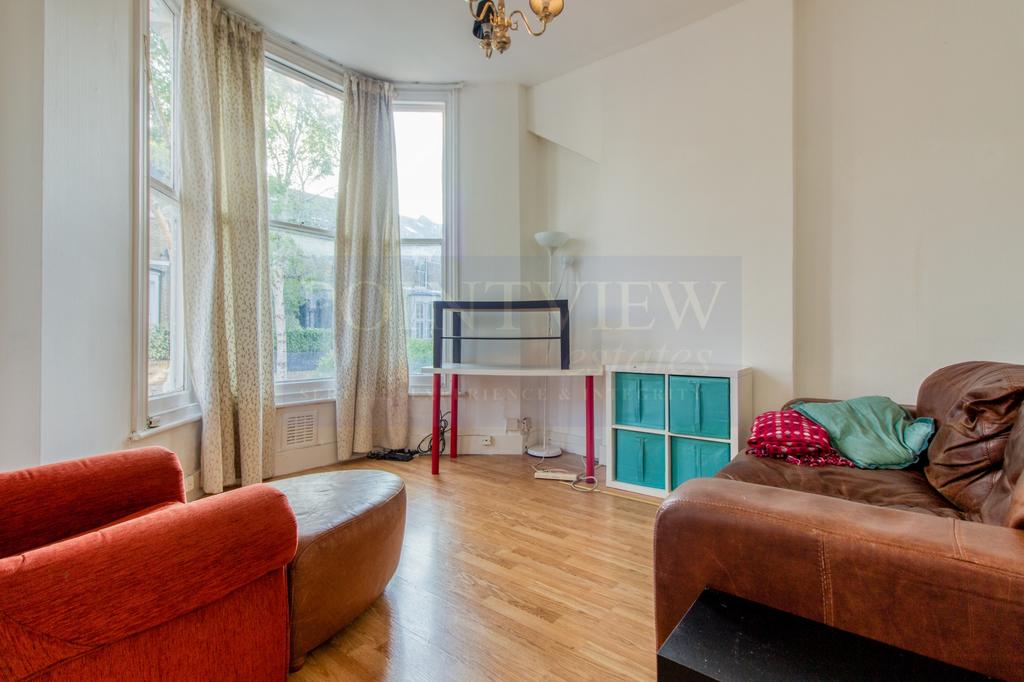 Norcott Road, London N16 1 bed flat £1,425 pcm (£329 pw)