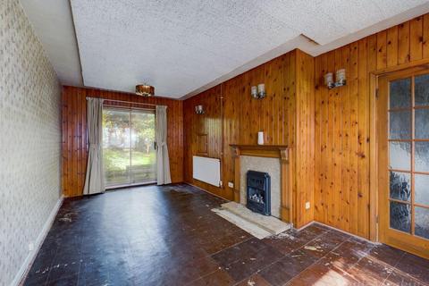 33 Dunley Drive, New Addington, Croydon, CR0 0RG