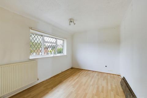 33 Dunley Drive, New Addington, Croydon, CR0 0RG