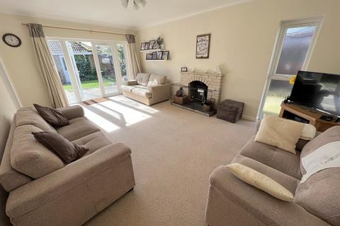5 bedroom bungalow for sale, Ringwood Road, Poole, BH14