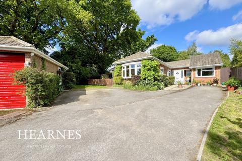5 bedroom bungalow for sale, Ringwood Road, Poole, BH14