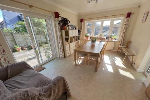 5 bedroom bungalow for sale, Ringwood Road, Poole, BH14