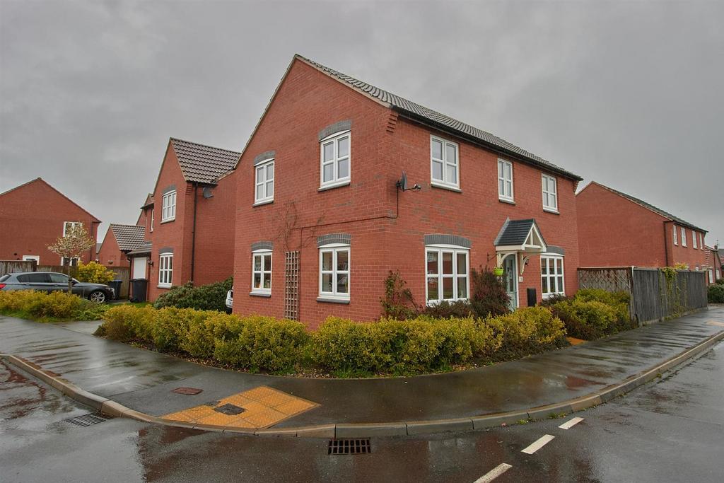 Bluebell Green, Desford 4 bed detached house for sale £375,000