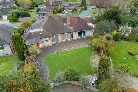 4 Beverley Close, Epsom, KT17 3HB