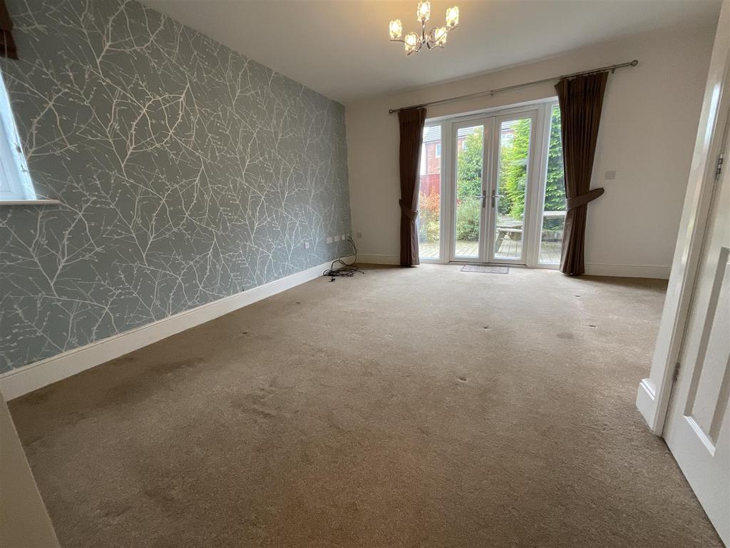 Windmill Drive, Filey 2 bed semidetached house £169,950