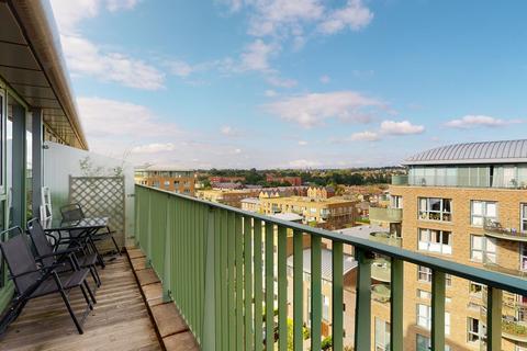 1 bedroom apartment for sale, Meridian Gate, Kidbrooke Village, London, SE3