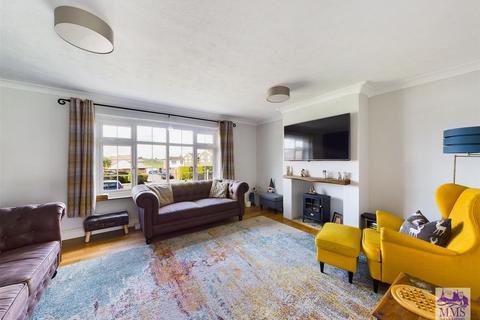79 Brompton Farm Road, Strood, Rochester, ME2 3RF