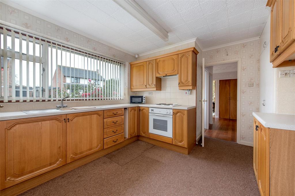 North Newton 3 bed detached house for sale £450,000