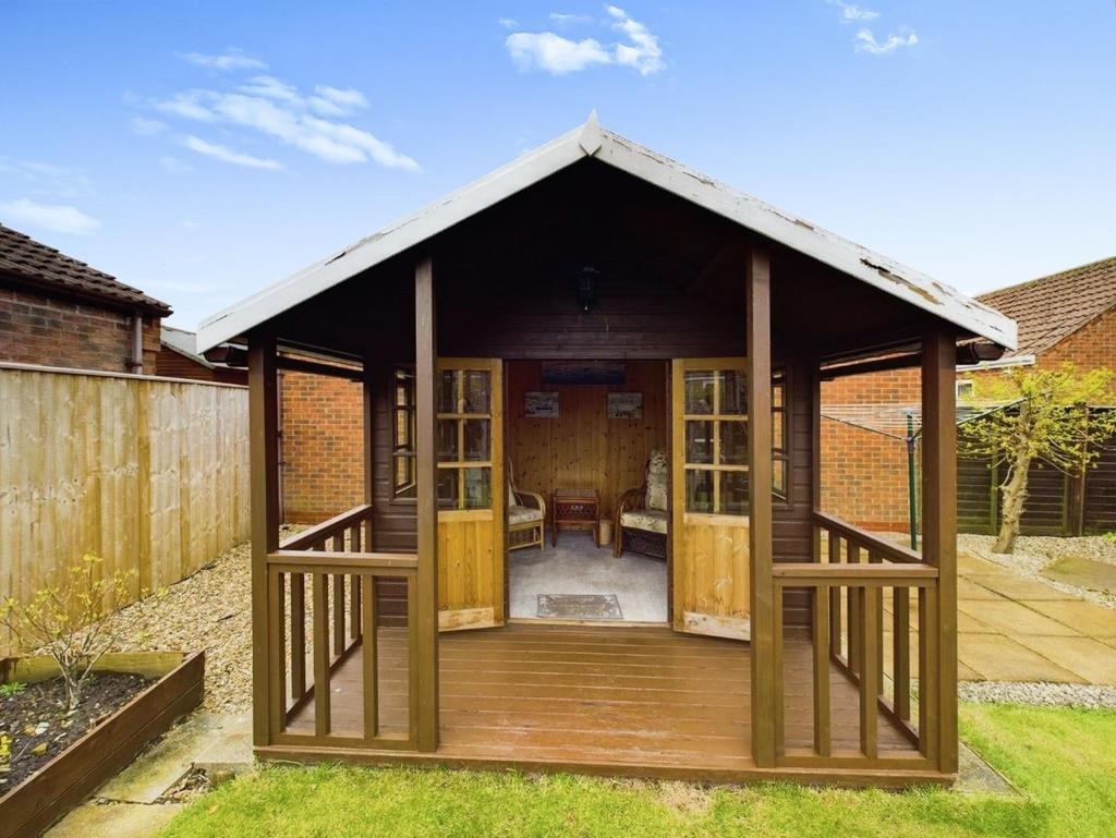 Summerhouse.jpg