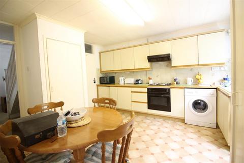 112 Fold Croft, Harlow, CM20 1SH