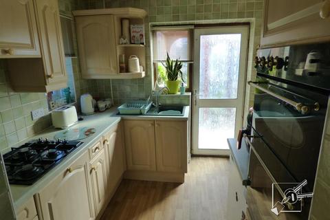 5 Betsham Road, Swanscombe, DA10 0EU