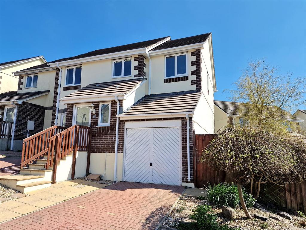 Sampson Close, St. Anns Chapel, Gunnislake 4 bed house for sale £275,000